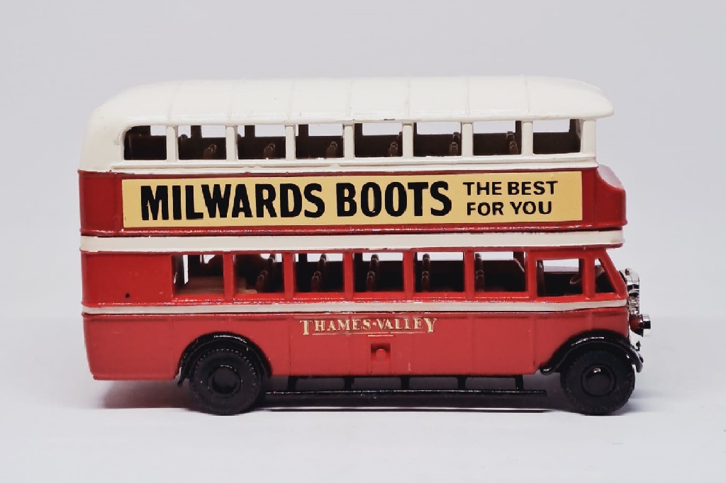 Milwards Boots Double Decker Bus; 1930 Thames Valley to Newbury; 1929 Leyland Titan Bus